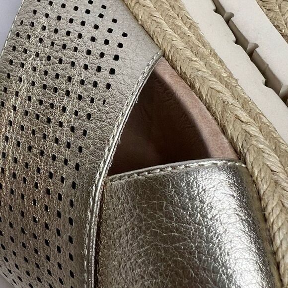 Earth modena marigold gold leather espadrille wedges size 7 - Picture 16 of 16